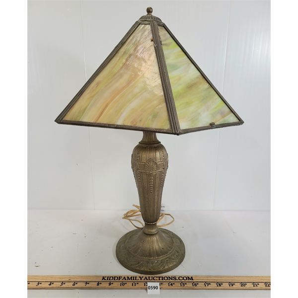 GILDED 6 PANEL SLAG GLASS TABLE LAMP - SEE ALL PICS