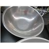 Image 2 : Large Footed Collander, Mixing Bowls - 2