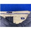 Image 3 : Dockers Straight Signature Khakis (33 x 32)