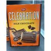 Image 2 : Celebration Butter cookies with milk chocolate 5 x 240g