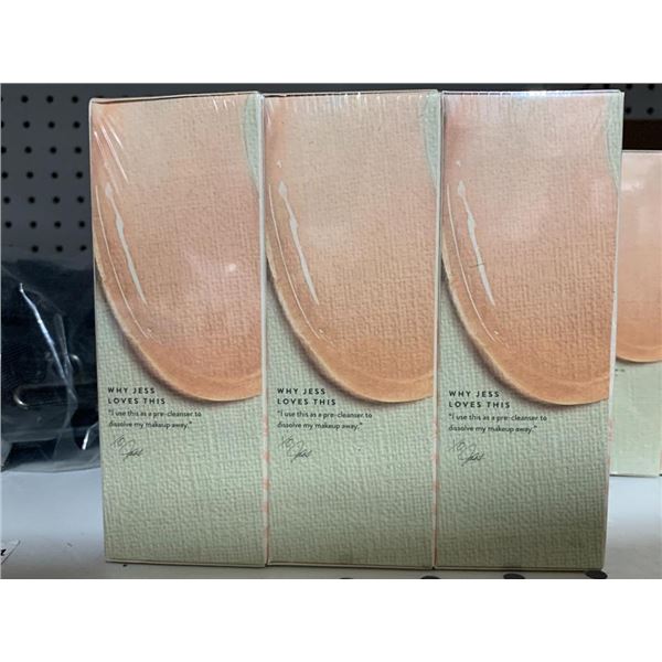 Bee Honest Magic Gel to Milk Cleanser Melt Down 3 x 118.2ml