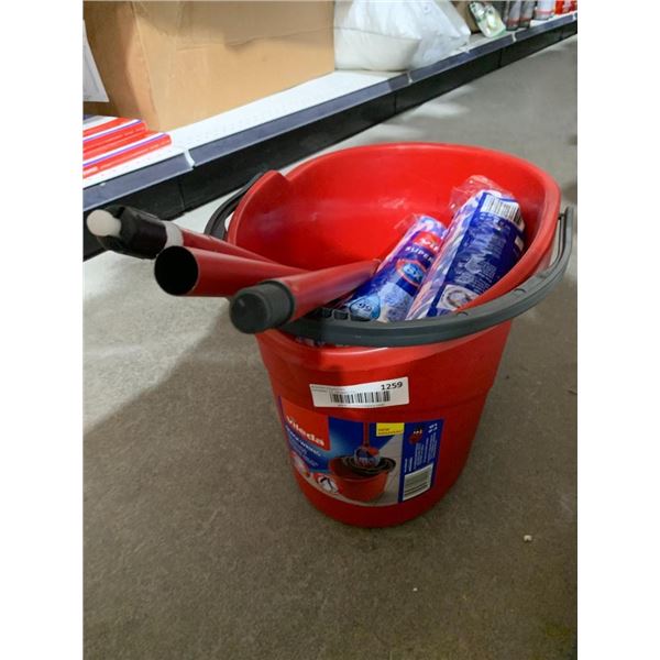 Vileda Quick Wring Mop Bucket Set