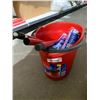 Image 1 : Vileda Quick Wring Mop Bucket Set