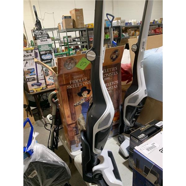 Eureka Lightspeed 2-In-1 Cordless Stick Vacuum NO CHARGER