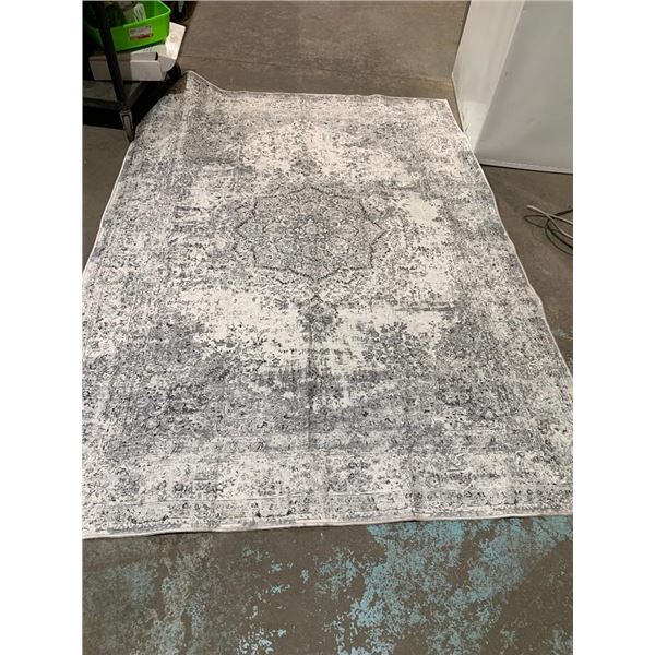 Indoor Area Rug 5' x 7'