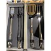 Image 2 : BBQ Grill Utensil Set