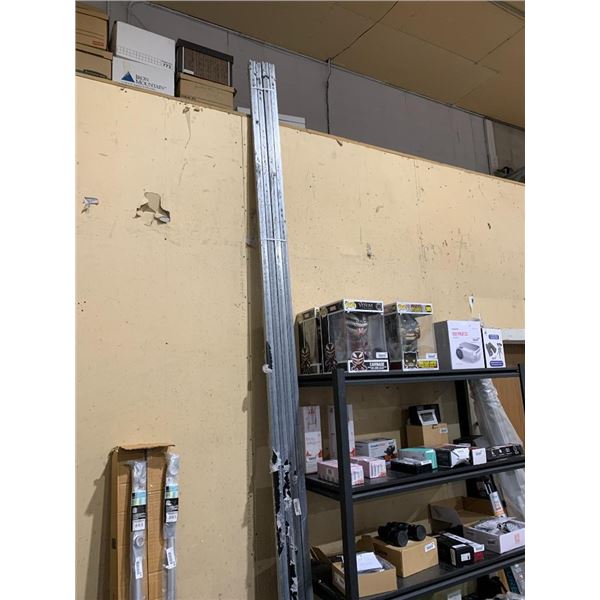 Track light rails and lights with fittings