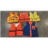 Image 1 : 5 LIFE JACKETS