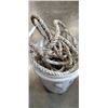 Image 2 : BUCKET OF MARINE ROPE AND STRAPS