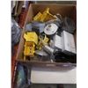 Image 3 : BOX OF ELECTRICAL ITEMS AND 4 PLASTIC ORGANIZERS