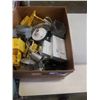 Image 4 : BOX OF ELECTRICAL ITEMS AND 4 PLASTIC ORGANIZERS