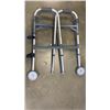 Image 3 : GARDEN HOSE AND FOLDING WALKER