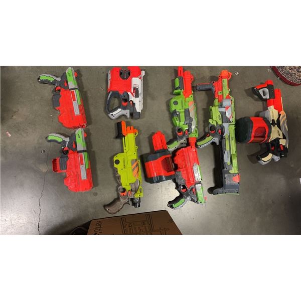 LOT OF NERF VIGILON SOFT DISC SGOOTERS ALL WORKING WITH SOME ACCESSORIES