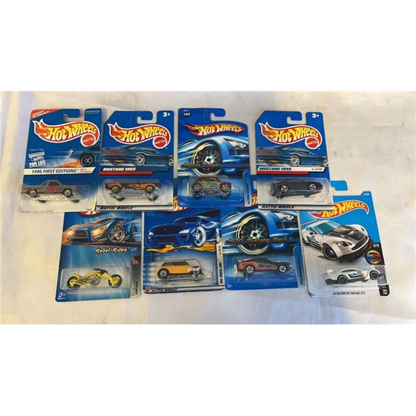 8 VINTAGE HOTWHEELS