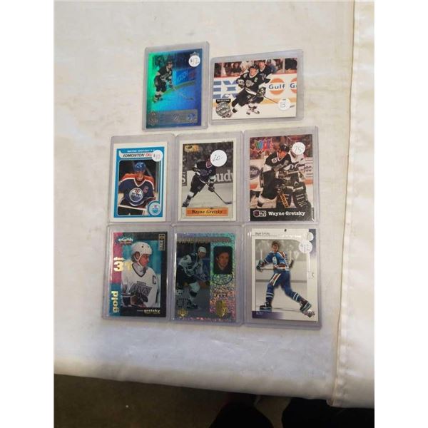 8 COLLECTIBLE WAYNE GRETZKY HOCKEY CARDS