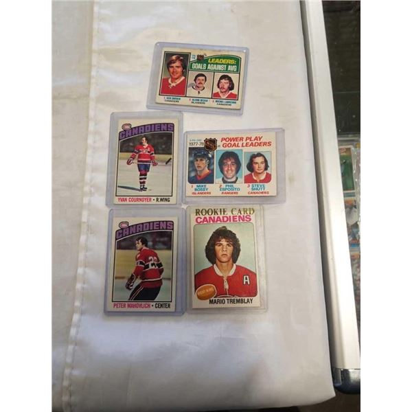 5  1970s OPC COLLECTIBLE HOCKEY CARDS