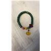 Image 3 : GARNET STONE DISPLAY W/ BRACELET