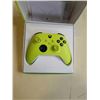 Image 2 : XBOX ELECTRIC VOLT WIRELESS CONTROLLER TESTED AND WORKING - RETAIL $74