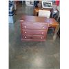 Image 1 : PINE 3 DRAWER DRESSER