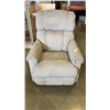 Image 3 : LAZYBOY ELECTRIC RECLINING CHAIR