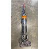 Image 2 : DYSON SLIM DC 18 UPRIGHT VACUUM WORKING