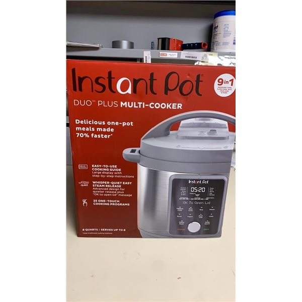 INSTANT POT DUO PLUS 9 IN 1 MULTICOOKER 8QT TESTED AND WORKING - RETAIL $209