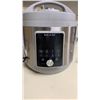 Image 2 : INSTANT POT DUO PLUS 9 IN 1 MULTICOOKER 8QT TESTED AND WORKING - RETAIL $209