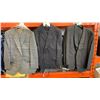 Image 1 : 3  2 PIECE MENS SUITS