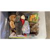 Image 2 : 3 BOXES OF STUFFED ANIMALS AND KID TOYS