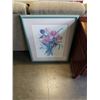 Image 2 : 3 DRAWER SIDETABLE AND FLORAL OIL PAINTING