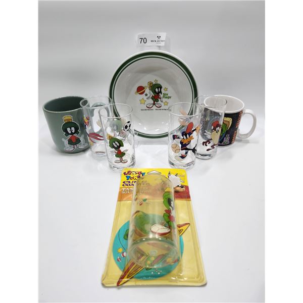 Looney Tunes, Marvin Martian Glassware And Mugs
