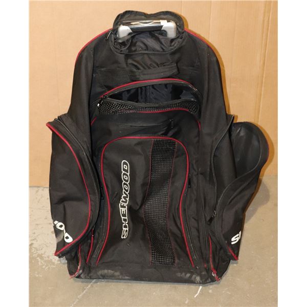 STORE RETURN SHER-WOOD BAG ON WHEELS