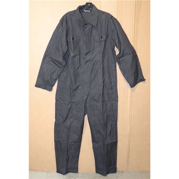 NEW MENS SIZE 48 COVERALLS