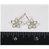 Image 1 : SILVER TONE FLOWER DESIGN EARRINGS