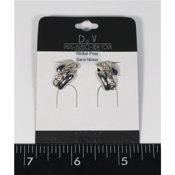 D & V AVACO CLIP ON SILVER TONE EARRINGS