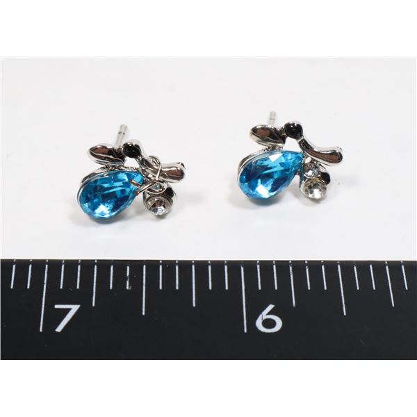 SLIVER TONE TURQUOISE TEAR DROP STUD EARRINGS