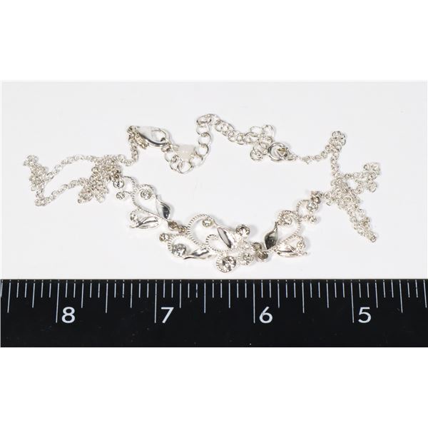 SILVER TONE STAMPED SAQ LEAF DESIGN RHINESTONE