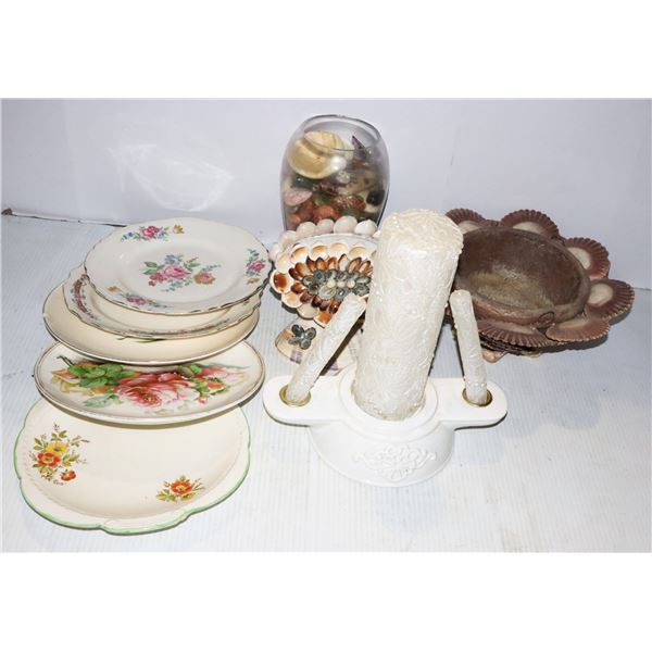 LOT OF SEASHELLS DECORATIVE ITEMS SOLD WITH X5