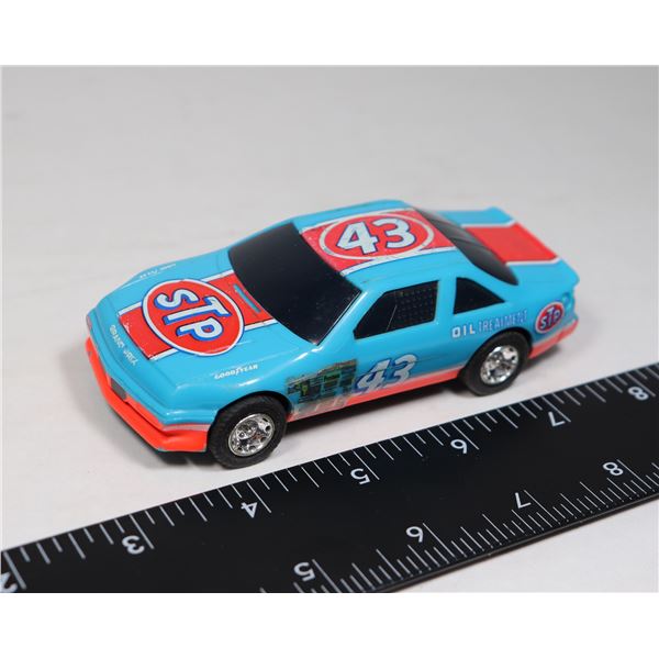 MATTEL INC 1992 VINTAGE #43 RACING PONTIAC