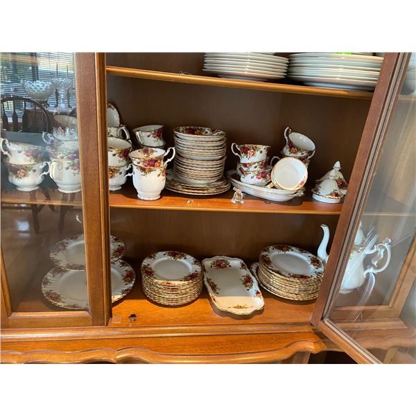 Oils country rose dishes
