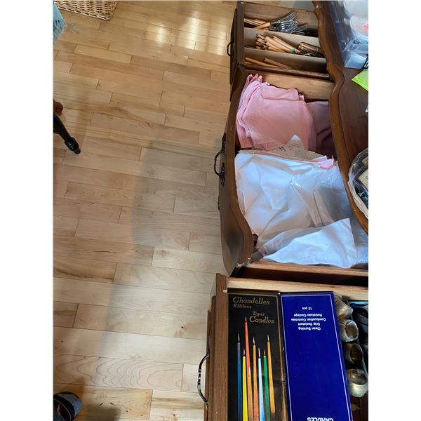 Cutlery, Knapkins and candles