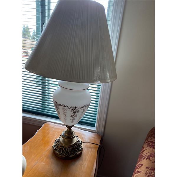 Pair table lamps