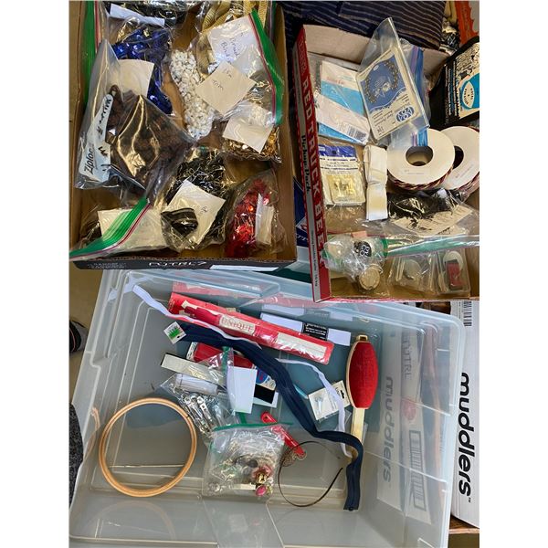 Assorted sewing items