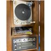 Image 2 : Record player cabinet