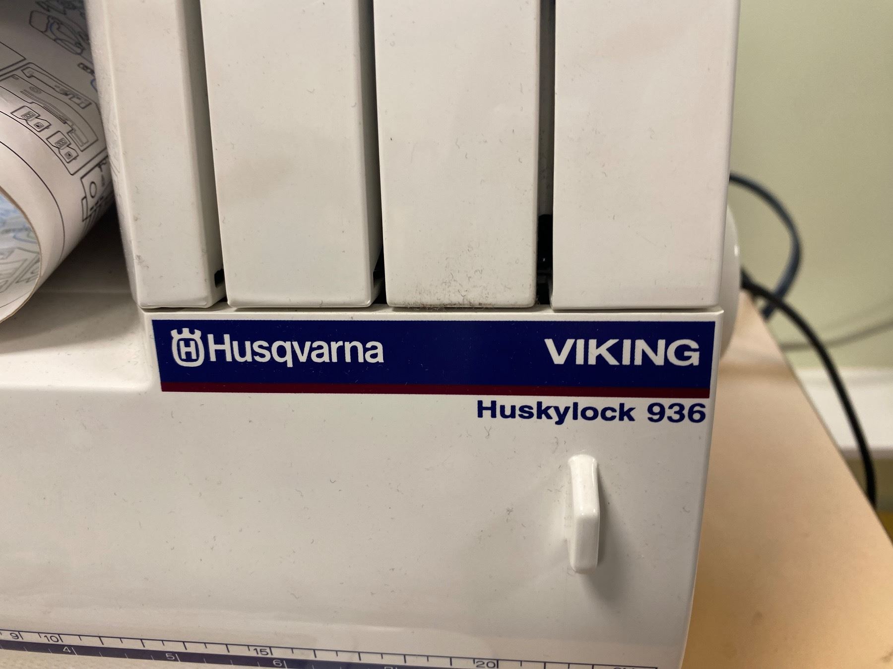 Husqvarna Viking husky lock 936