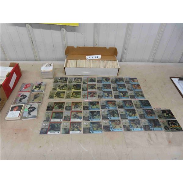 Large Lot of Hockey Cards