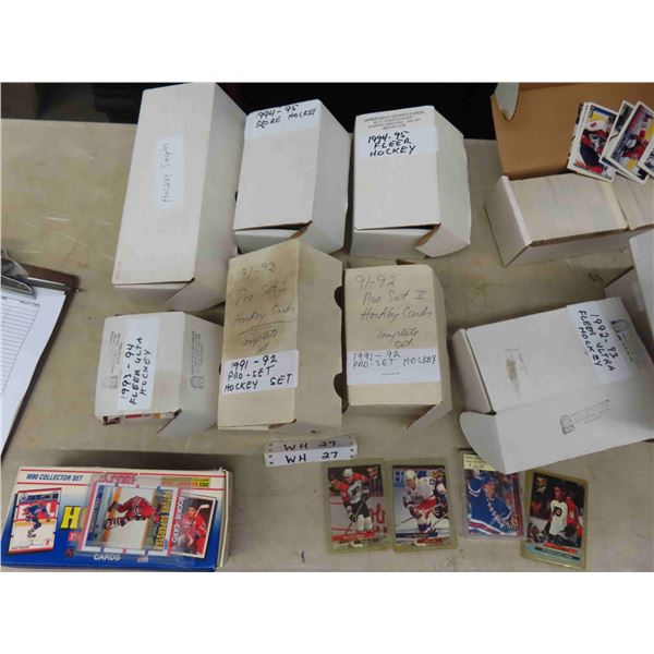 Large Lot of Hockey Cards