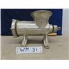 Image 2 : Large Meat Grinder 