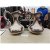 Image 2 : 2 Italian Porcelain Vases 