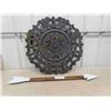 Image 1 : Wooden Arrow + Wall Display 29 1/2'' Across